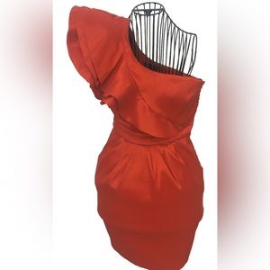 LADY IN RED! 🎶 Ruffled red dress